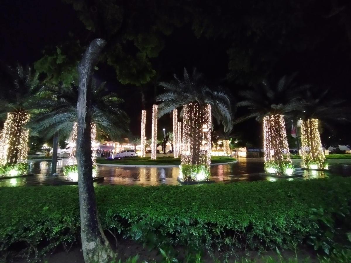 Mactan Newtown Seaview Condo By Fjcivo Lapu-Lapu City Exterior photo