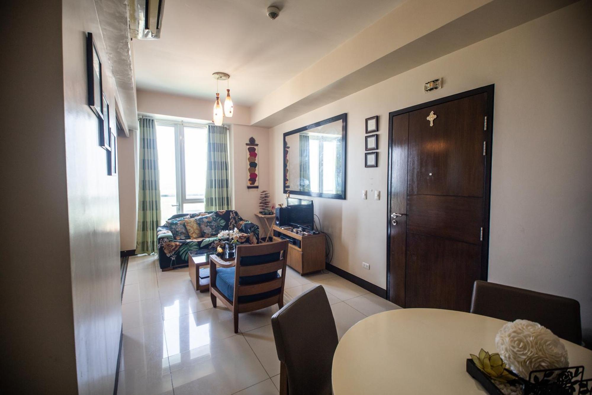 Mactan Newtown Seaview Condo By Fjcivo Lapu-Lapu City Exterior photo