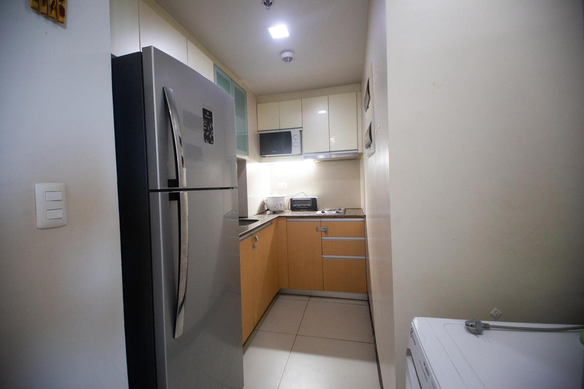 Mactan Newtown Seaview Condo By Fjcivo Lapu-Lapu City Exterior photo